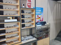 -零度眼镜·宝视友·蔡司依视路(吾悦花街店)