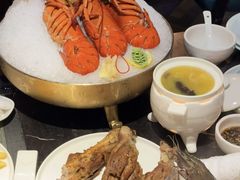 -半岛翡丽海鲜自助餐厅(观风亭店)