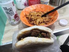 -红山擀面皮(红山总店)