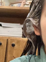 -蘑菇发型