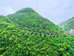 -蝶舞清江·恩施地心谷景区
