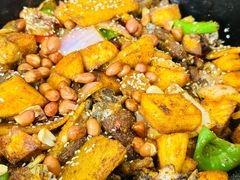 -老钟家烤羊排·敦伊阁清真餐厅胡羊焖饼