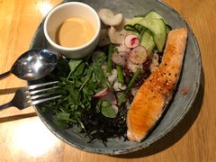 煎三文鱼配野米-Wagas(凤凰汇店)