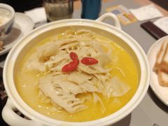-桂满陇·手作小笼包&江南叫花鸡(中山公园店)