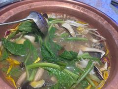 -阿婆情腊排骨火锅(金虹路店)