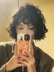 -苏豪美发S A L O N烫发染发
