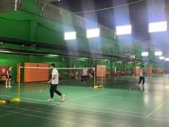 -健龙森俱乐部·游泳·健身·羽毛球综合体育馆