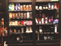 -星巴克臻选(南京金茂览秀城店)