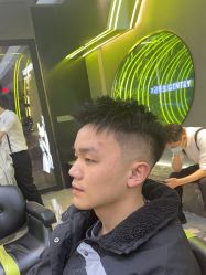 -不迫先生专业男士剪发