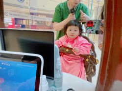 -SoSweet香港专业儿童美发沙龙(IFS国际金融店/春熙路店)