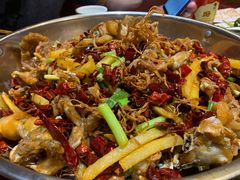 干锅牛蛙-馋嘴蛙火锅