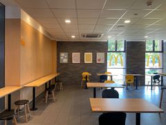 -麦当劳(石坝服务区店)