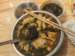 -柳州肥姨妈大骨螺蛳粉(老闵行店)