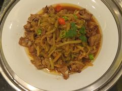 榨菜丝排骨-珀丽酒店-协奏坊餐厅