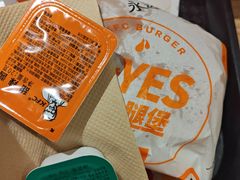 -肯德基(洛川店)