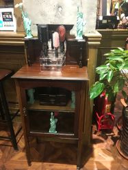 -TWOFACE 双面理发馆