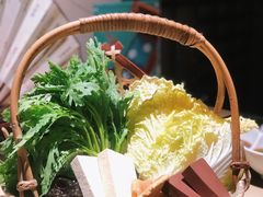 -余欢领鲜火锅(新街口店)