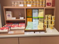-奈雪的茶(广州万菱汇PRO店)