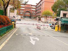 入口的地方-东方医院南院-停车场