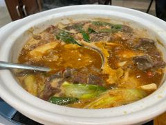 萝卜牛杂煲-周锦记广式餐厅