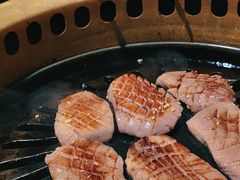 厚切牛舌-炼火烤肉店