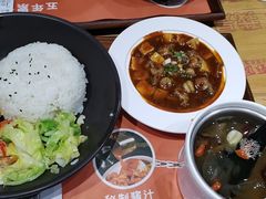 麻婆豆腐小龙虾饭-海盗虾饭·剥好的小龙虾饭(上地辉煌店)