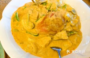 Signature Curry Stir-Fried Crab