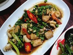-Dang restaurant (patong phuket)