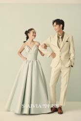 -雪中彩影婚纱摄影·微光艺术中心