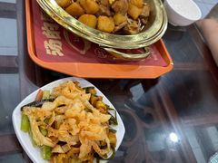 -牛一嘴·兰州牛肉面·大盘鸡(财富中心店)