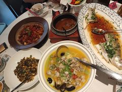 -千百味红餐厅·非遗江西菜(绿地双子塔总店)