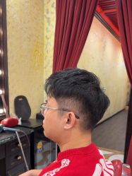 -东方先生国潮男士理发馆