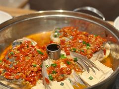 -鱼鲜饭香·招牌汽锅剁椒鱼头王