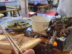 -江湖亮亮蒸虾大排档烤全羊清真(武汉总店)