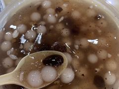 -芳婆糕团店(王府大街店)