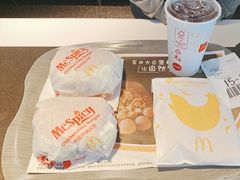 -麦当劳(鄂尔多斯机场店)