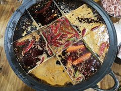 -正南齊北重庆老火锅(光华村直营店)