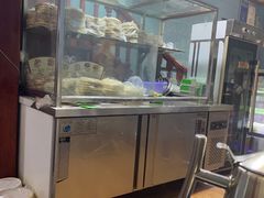 面包甜点陈列柜-烤肉小伙烤肉店