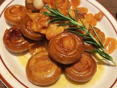 西班牙蒜香口蘑-ZAFFERANO西班牙海鲜饭(上海首店)