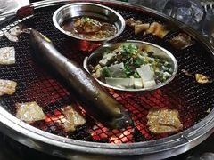 -小辣椒汤锅烧烤(温泉南街店)