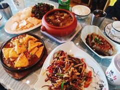 -小厨子私房菜·云南美食店