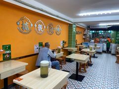 -何煲强·煲仔饭·啫啫煲顺德老字号(上下九店)