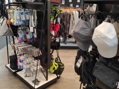 -lululemon(比斯特购物村店)