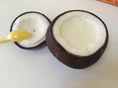 -志龙皇冠吃货椰子铺