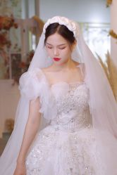 -欣薇婚纱(新源乐汇城店)