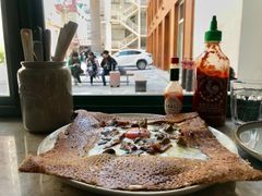 鸡蛋蘑菇熏肉荞麦可丽饼-RAC BAR(安福路店)