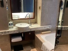 -上海龙之梦万丽酒店