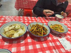 -荆九爷爆炒桥头三嫩(云南北路店)