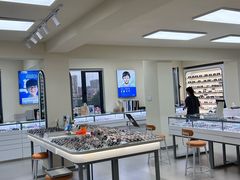 -潘多拉眼镜·蔡司依视路明月(潘家园店)
