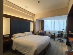 -上海浦东假日酒店